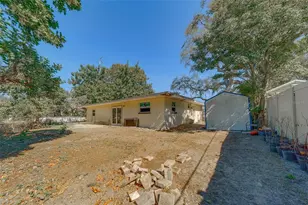 1300 S Hillcrest Ave, Clearwater, FL 33756 - Photo 38