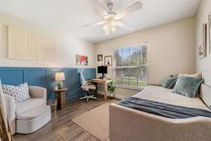 106 Winston Manor Cir, Seffner, FL 33584 - Photo 16