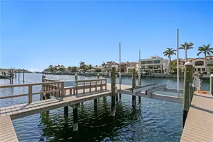 1237 Brightwaters Blvd NE, Saint Petersburg, FL 33704 - Photo 6