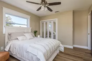 6160 22nd Ave N, Saint Petersburg, FL 33710 - Photo 20