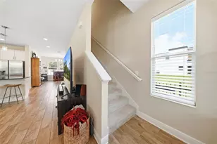 3023 W Spruce St, Tampa, FL 33607 - Photo 4