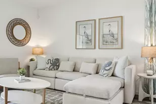 37045 Kings Crown Dr, Zephyrhills, FL 33541 - Photo 6