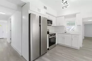 1817 E Yukon St, Tampa, FL 33604 - Photo 4