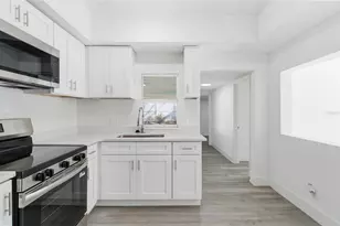 1817 E Yukon St, Tampa, FL 33604 - Photo 8