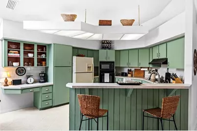 625 Fayette Drive S, Safety Harbor, FL 34695 - Photo 18