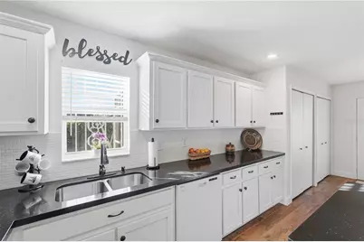 1002 Ventana Drive, Sun City Center, FL 33573 - Photo 8