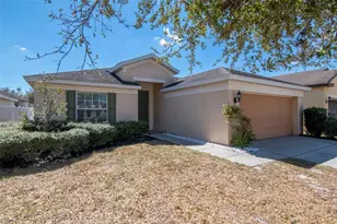 15566 Sword Lily Pl, Brooksville, FL 34604 - Photo 2