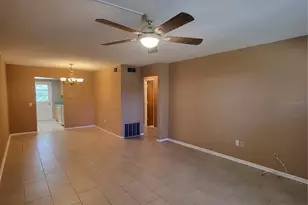 911 Washington Ave, Largo, FL 33770 - Photo 2