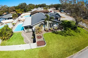 1280 Glendale Dr, Dunedin, FL 34698 - Photo 10