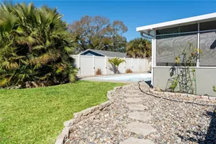 1280 Glendale Dr, Dunedin, FL 34698 - Photo 24