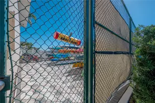 8812 Bay Pointe Dr, Tampa, FL 33615 - Photo 26