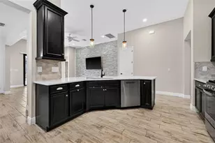 1244 Florablu Dr, Seffner, FL 33584 - Photo 12