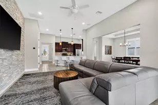1244 Florablu Dr, Seffner, FL 33584 - Photo 4
