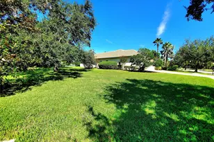 10004 Tree Tops Lake Rd, Tampa, FL 33626 - Photo 68