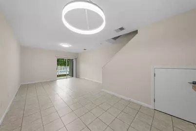 5842 Nature Terrace Cove, Tampa, FL 33617 - Photo 12