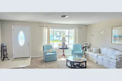 9245 35th Way N, Pinellas Park, FL 33782 - Photo 4