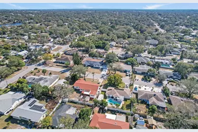 1545 Bonair Street, Clearwater, FL 33755 - Photo 4