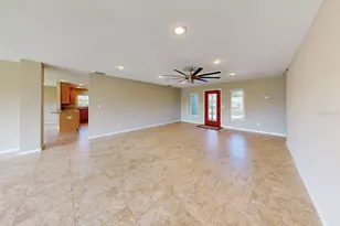 2110 W View Dr, Sun City Center, FL 33573 - Photo 6