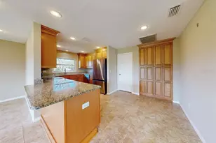 2110 W View Dr, Sun City Center, FL 33573 - Photo 20