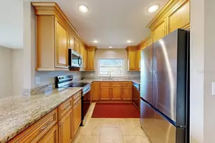 2110 W View Dr, Sun City Center, FL 33573 - Photo 22