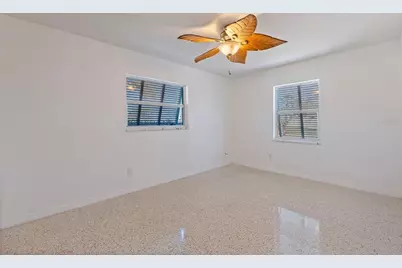 7906 4th Avenue S, Saint Petersburg, FL 33707 - Photo 18