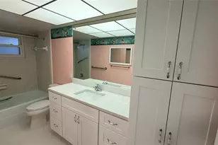 5130 Brittany Dr S, Saint Petersburg, FL 33715 - Photo 14