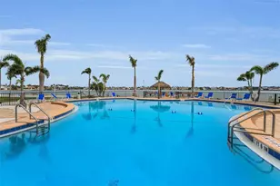 5130 Brittany Dr S, Saint Petersburg, FL 33715 - Photo 26