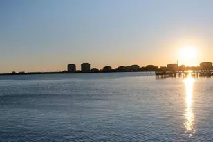 5130 Brittany Dr S, Saint Petersburg, FL 33715 - Photo 32