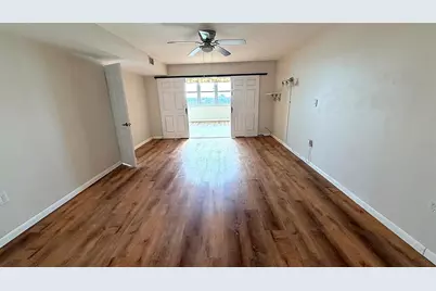 5130 Brittany Drive S #807, Saint Petersburg, FL 33715 - Photo 10