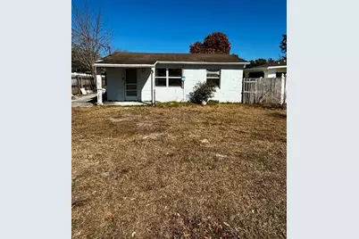 413 Magnolia Avenue, Seffner, FL 33584 - Photo 1