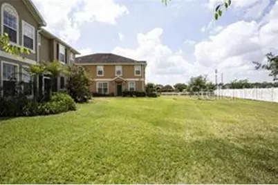 2331 Tanbark Ridge Place, Plant City, FL 33563 - Photo 16