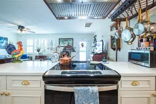 621 77th Ave, Saint Pete Beach, FL 33706 - Photo 10