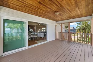 2299 Lagoon Dr, Dunedin, FL 34698 - Photo 24