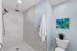 2299 Lagoon Dr, Dunedin, FL 34698 - Photo 36
