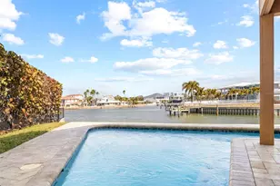 2299 Lagoon Dr, Dunedin, FL 34698 - Photo 52