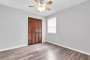 1712 N Club Ct, Tampa, FL 33612 - Photo 24