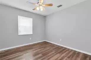 1712 N Club Ct, Tampa, FL 33612 - Photo 22