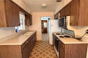 4 Arizona St, Beverly Hills, FL 34465 - Photo 10