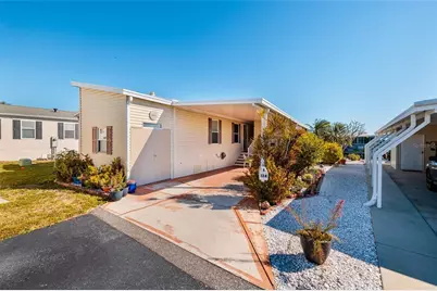 134 Americana Court NE #216, Saint Petersburg, FL 33702 - Photo 4