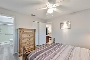 2460 Northside Dr, Clearwater, FL 33761 - Photo 18