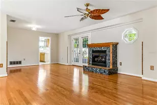13883 Jamaica Dr, Seminole, FL 33776 - Photo 30