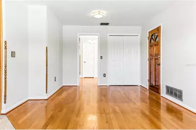 13883 Jamaica Drive, Seminole, FL 33776 - Photo 14