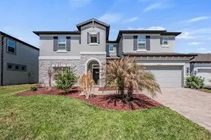 33115 Sycamore Leaf Dr, Wesley Chapel, FL 33545 - Photo 1