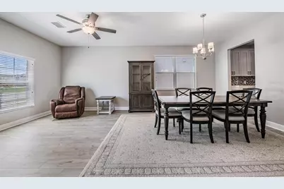 33115 Sycamore Leaf Drive, Wesley Chapel, FL 33545 - Photo 4