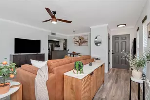 708 Lyndhurst St, Dunedin, FL 34698 - Photo 4