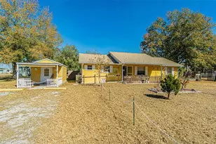 37403 Stanford Ave, Zephyrhills, FL 33541 - Photo 1