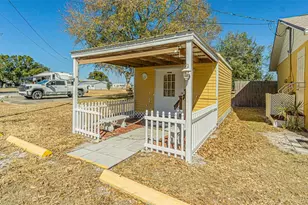 37403 Stanford Ave, Zephyrhills, FL 33541 - Photo 40