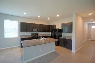 6911 Breezy Palm Dr, Riverview, FL 33578 - Photo 6