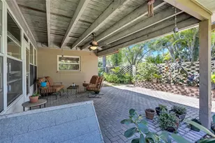 8243 37th Ave N, Saint Petersburg, FL 33710 - Photo 32