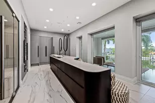 851 Brightwaters Blvd NE, Saint Petersburg, FL 33704 - Photo 40